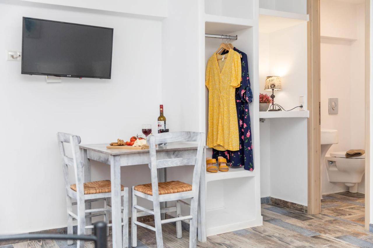 Depis Luxury Apartment Naxos City