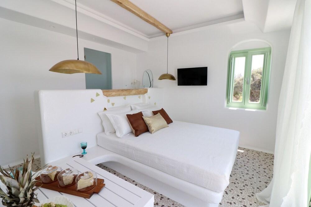 Depis Luxury Naxos City